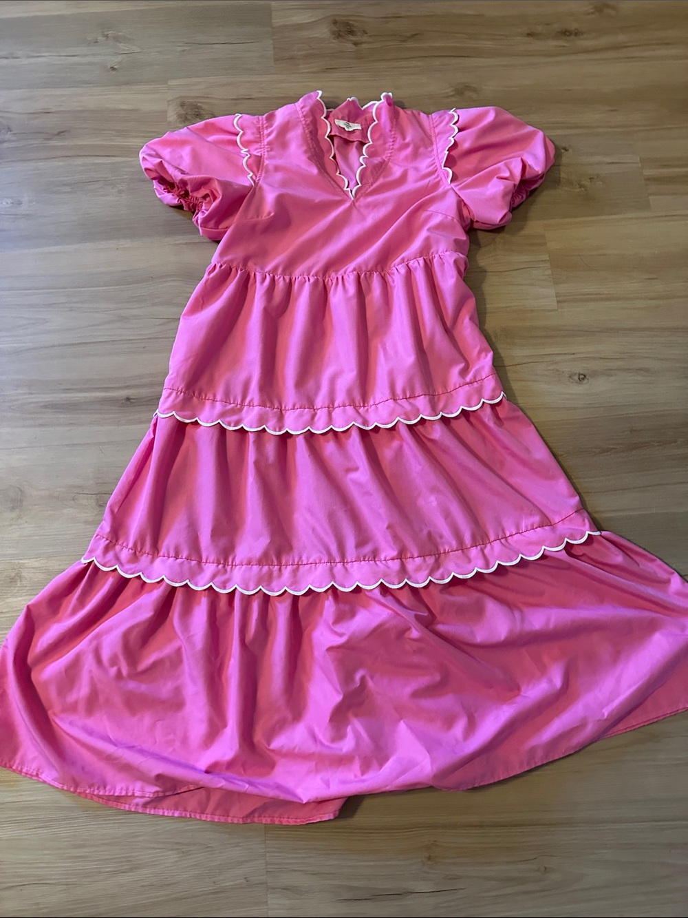 entro Pink Tiered Midi Dress with White Scallop Trim